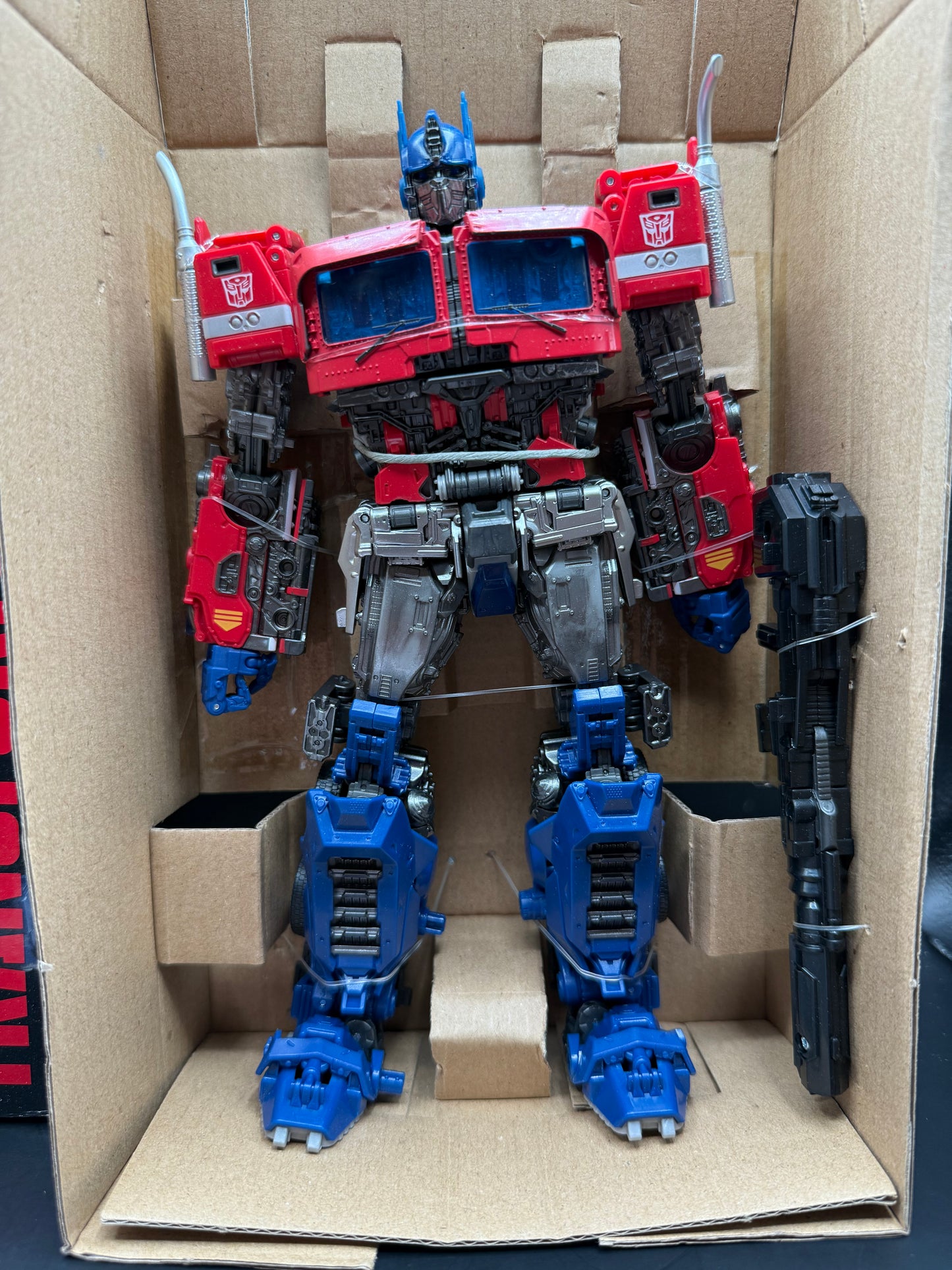 Transformers Masterpiece Movie Series MPM-12 Optimus Prime Exclusive