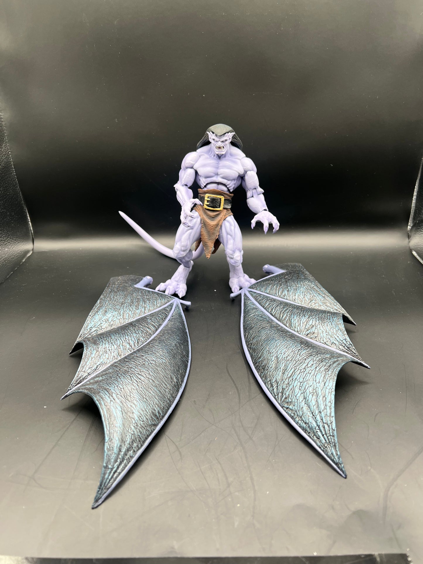 Neca Gargoyles Ultimate Goliath 7-Inch Action Figure Incomplete